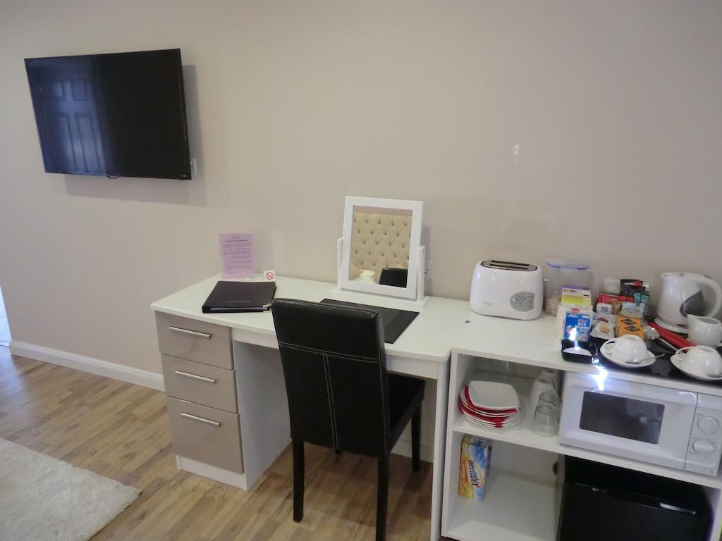 Coombe Dale Accommodation Lulsgate Bottom Стая снимка