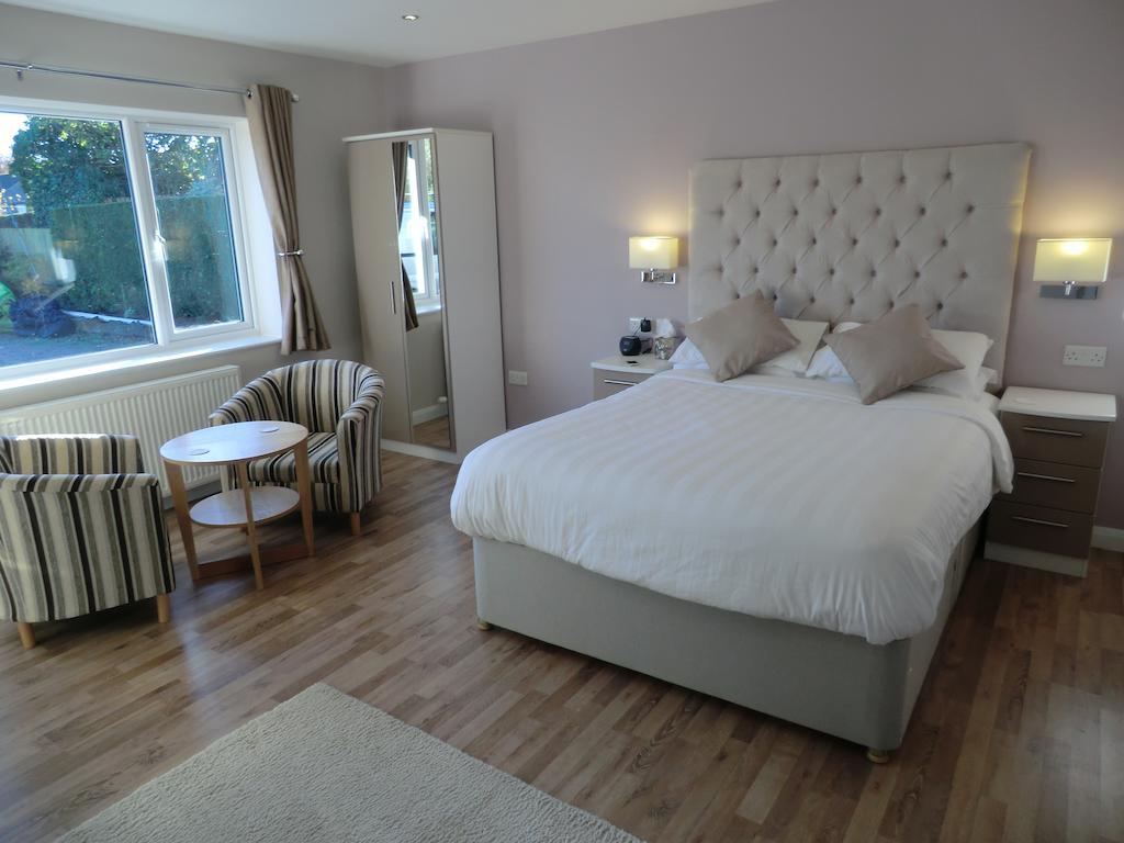 Coombe Dale Accommodation Lulsgate Bottom Стая снимка