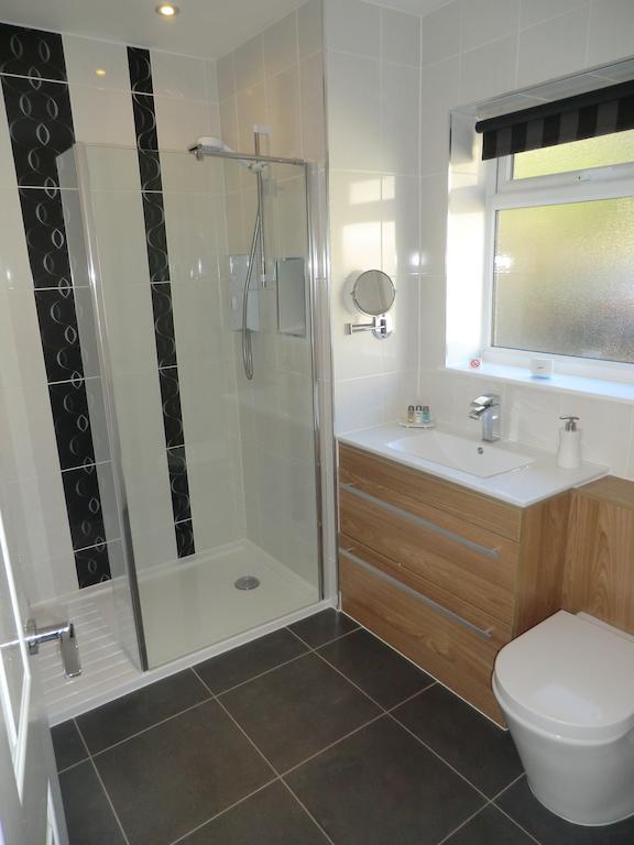 Coombe Dale Accommodation Lulsgate Bottom Стая снимка